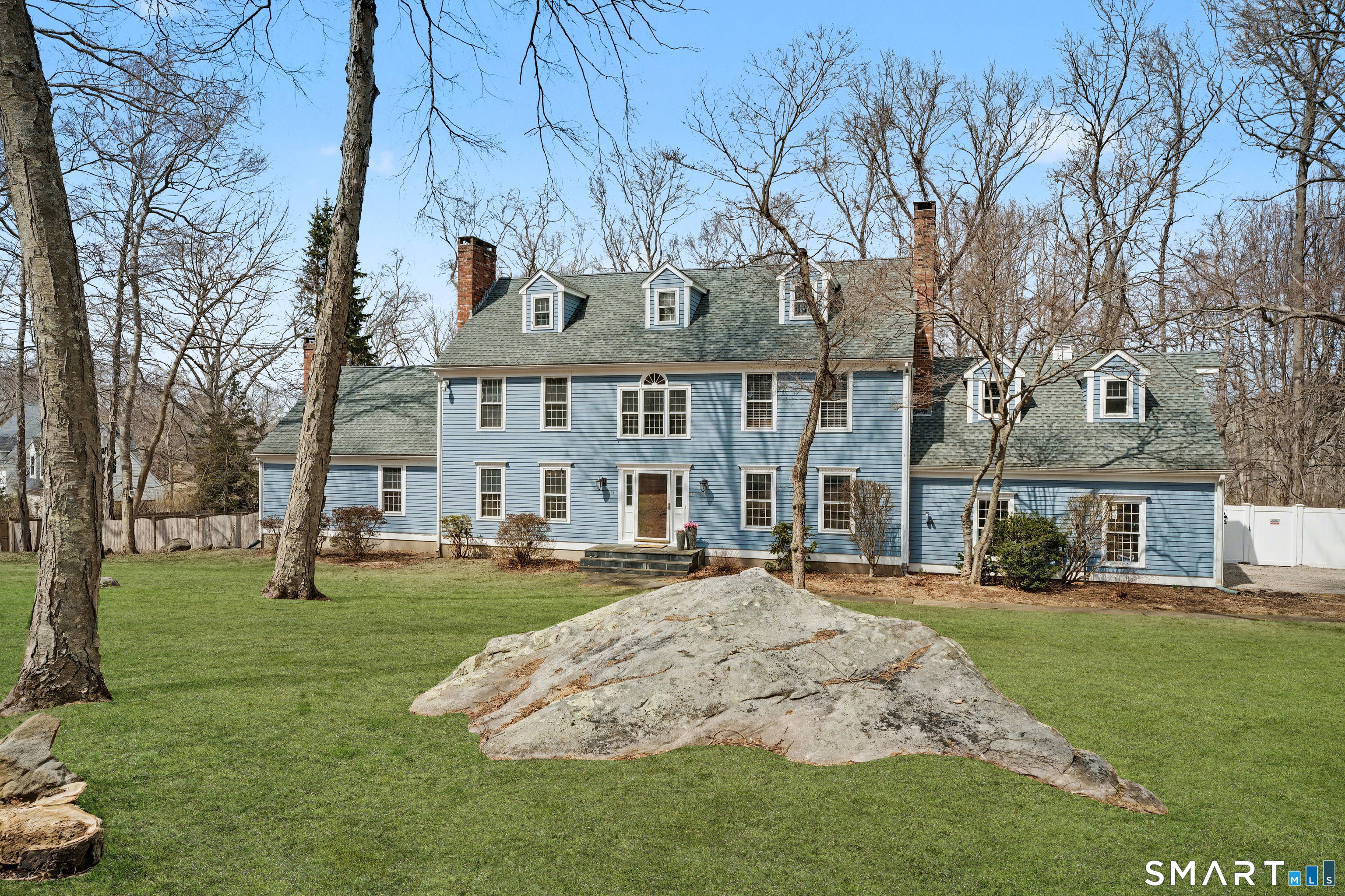 37 Lovers Lane Madison, CT 06443 - Photo 2 of 36