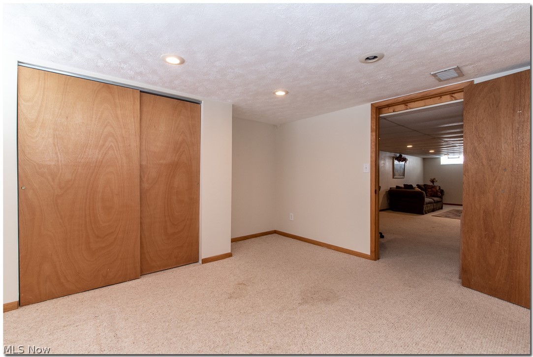 1760 Crestwood Road Cleveland, OH 44124 - Photo 28 of 32 Gallery Image 28