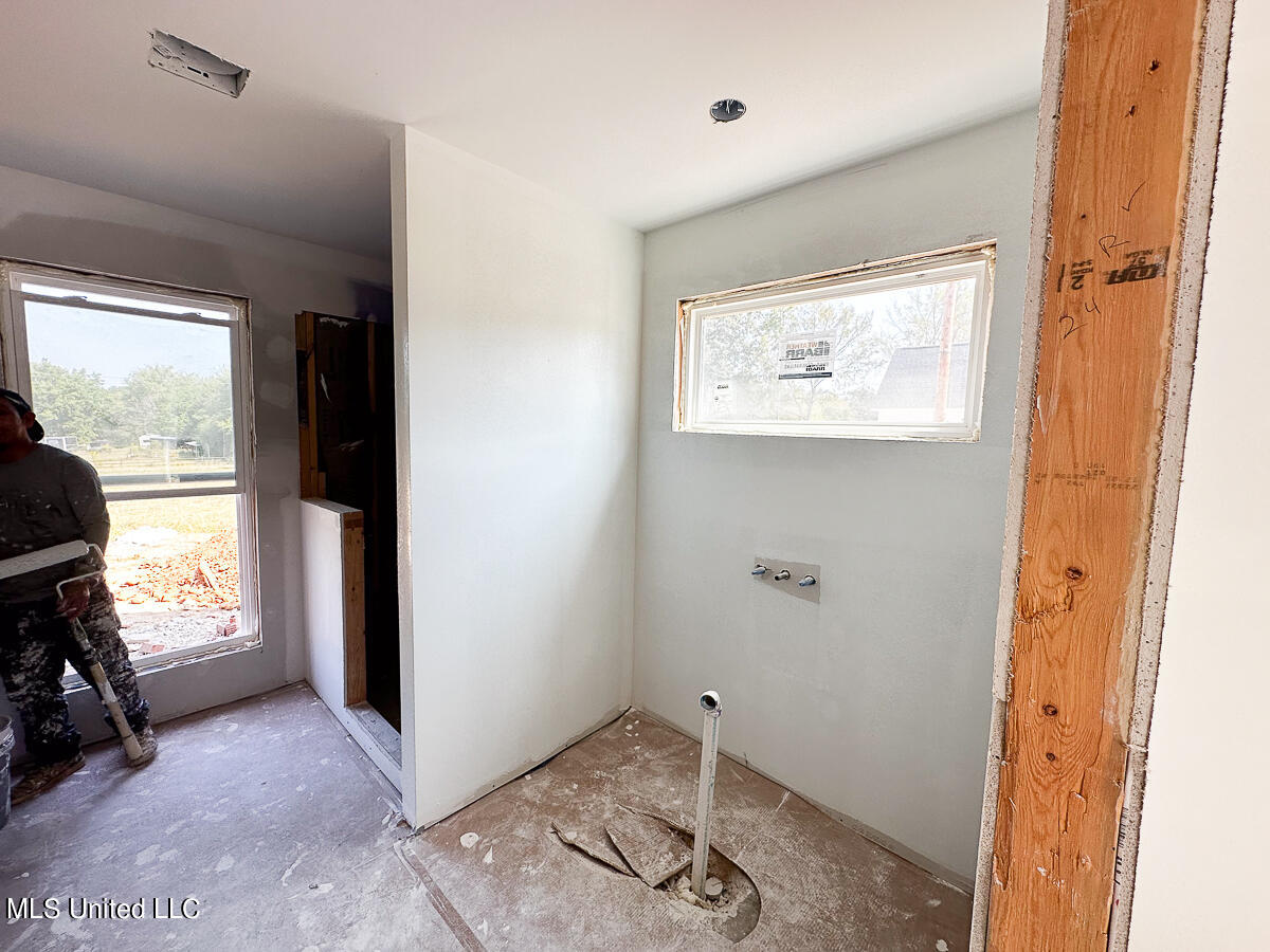 176 Carrington Road Byhalia, MS 38611 - Photo 4 of 13 untitled (1 of 1)-7