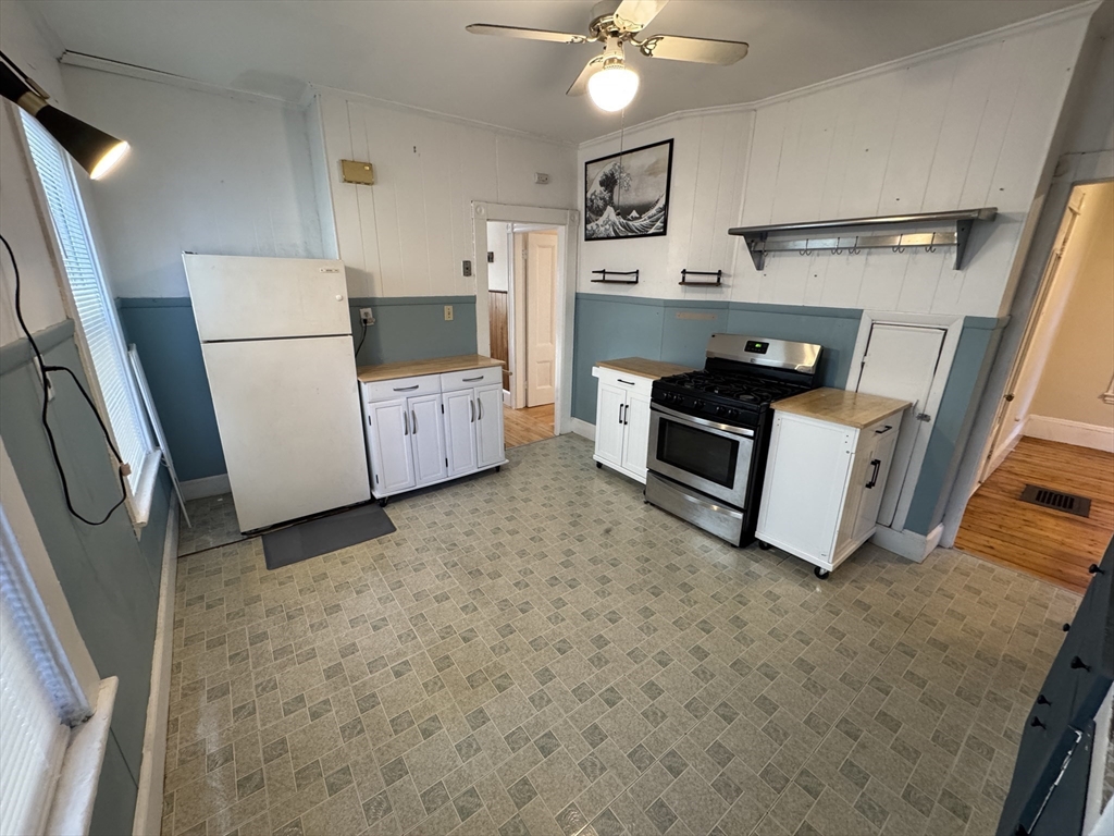 377 Highland Avenue, Unit 1 Somerville, MA 02144 - Photo 3 of 25