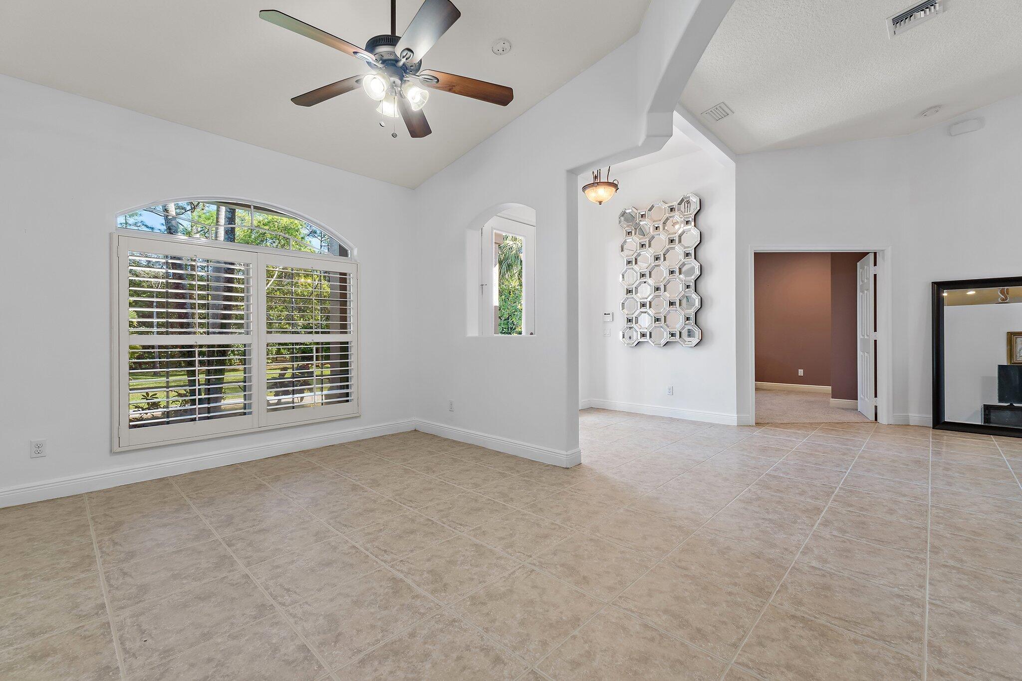 9608 Mockingbird Trail Jupiter, FL 33478 - Photo 11 of 49 Entry / dining