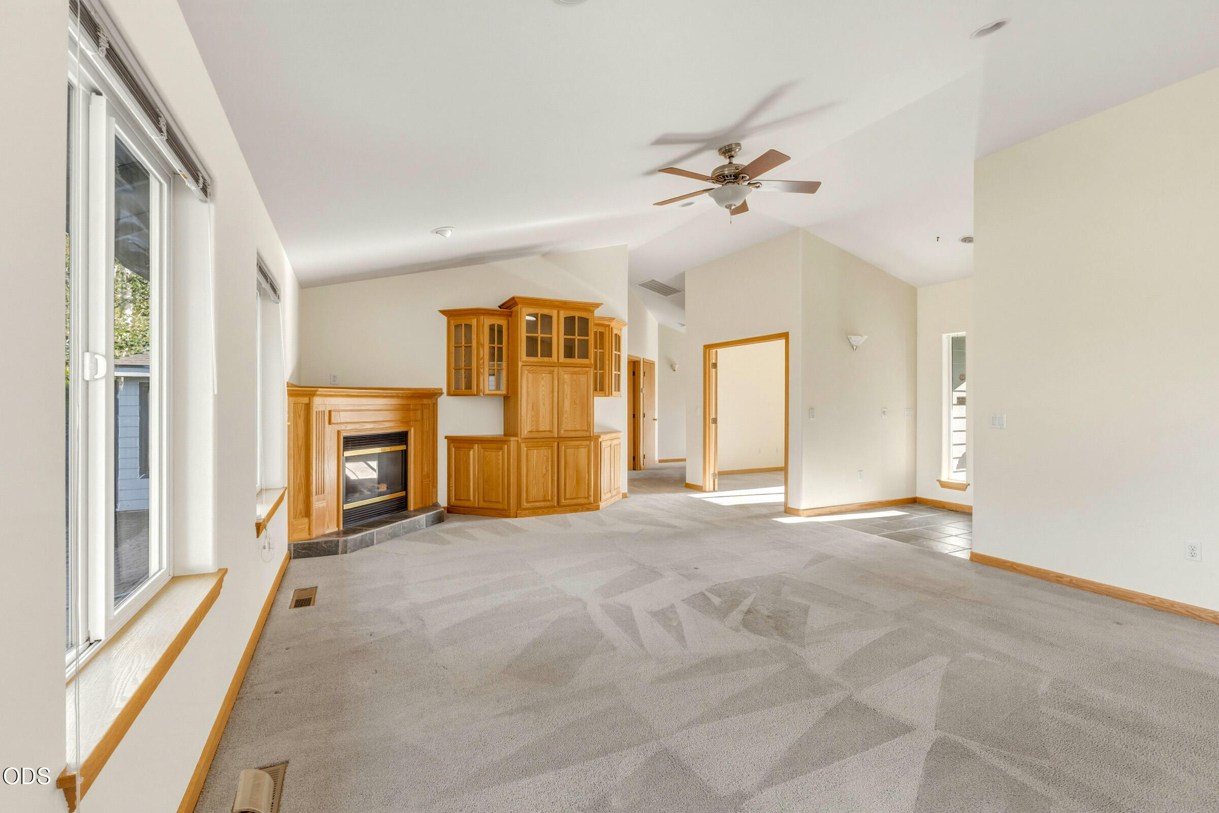 1128 Southwest Rimrock Way Redmond, OR 97756 - Photo 11 of 46