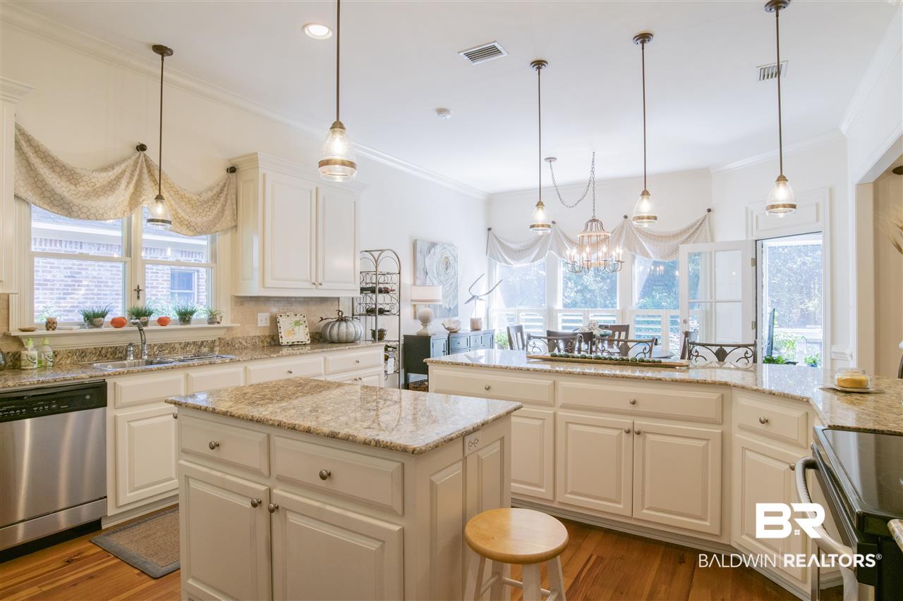 313 Poplar Place Fairhope, AL 36532 - Photo 14 of 34
