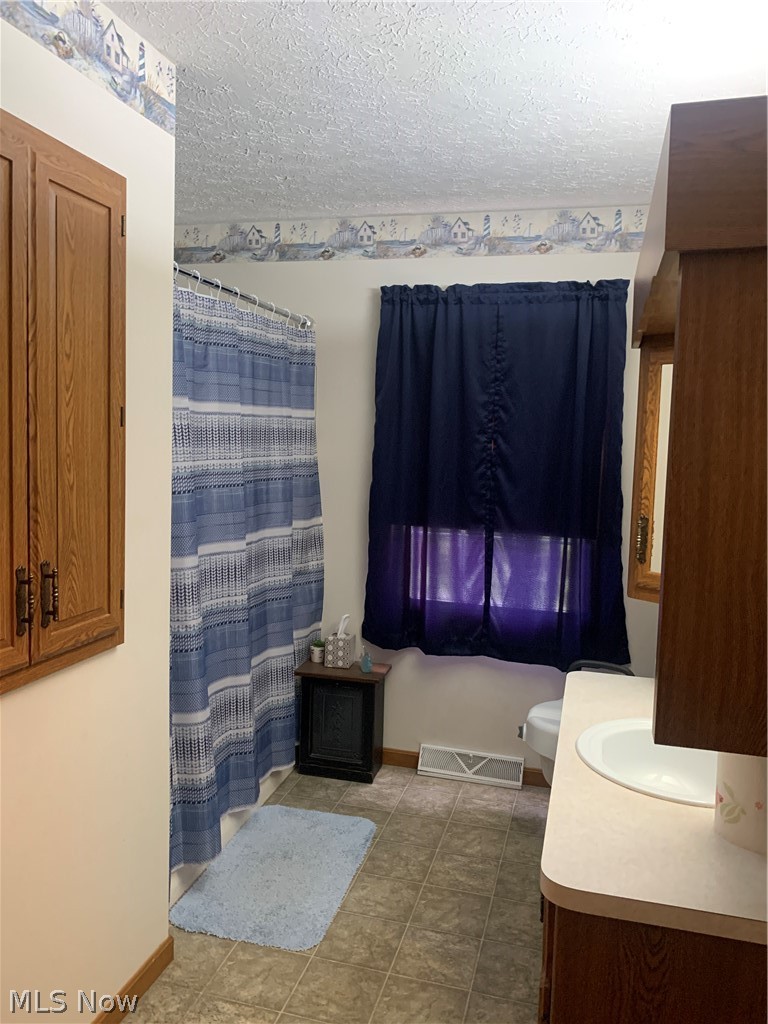 7398 Renner Road Fresno, OH 43824 - Photo 9 of 18 Gallery Image 9