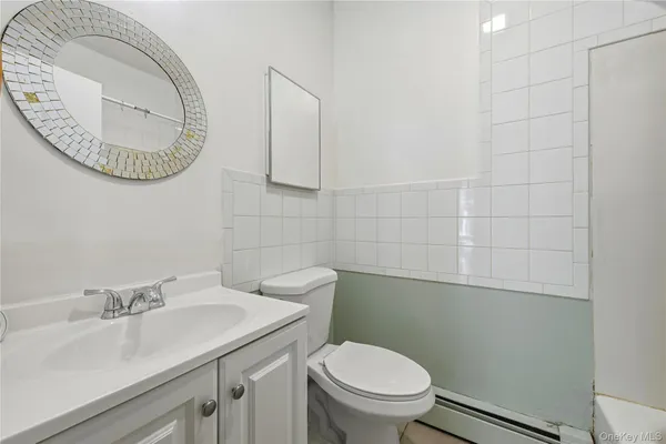 $1,925 | 203 Grand Street, Unit 1, Newburgh, NY 12550