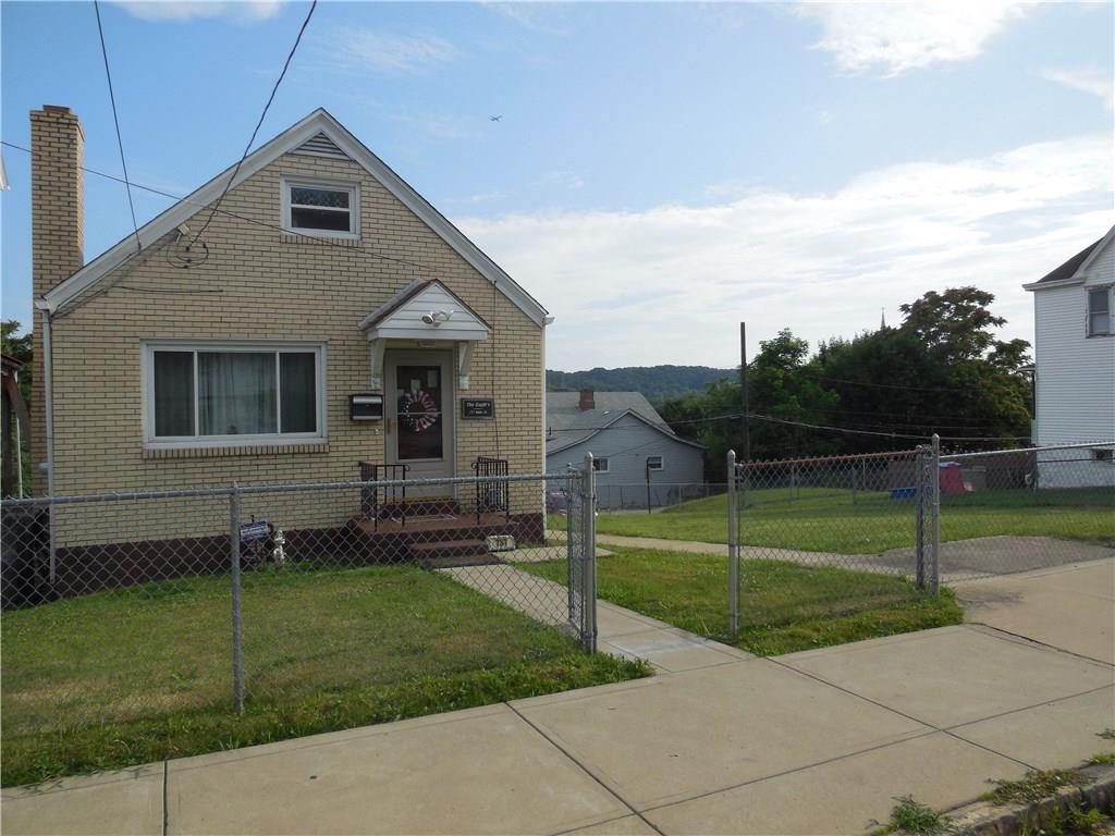 737 Mary Street McKees Rocks, PA 15136 - Photo 1 of 16