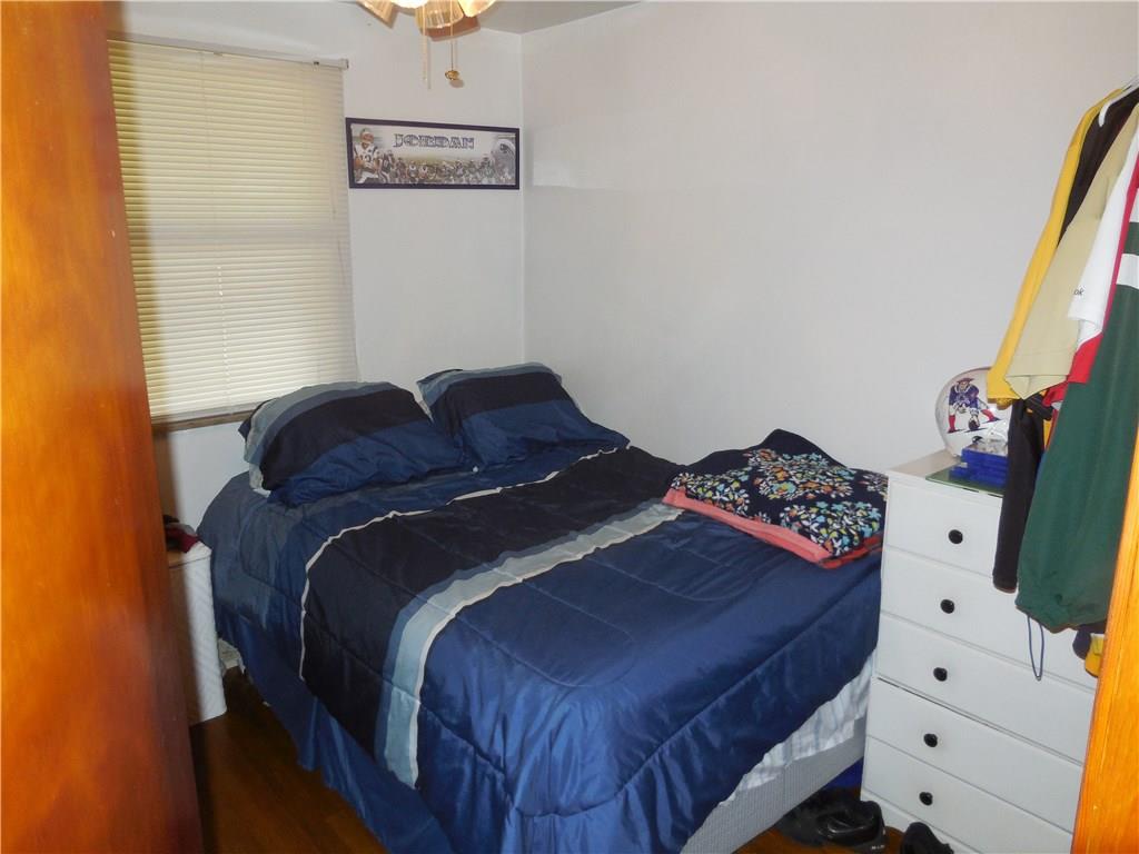 737 Mary Street McKees Rocks, PA 15136 - Photo 6 of 16