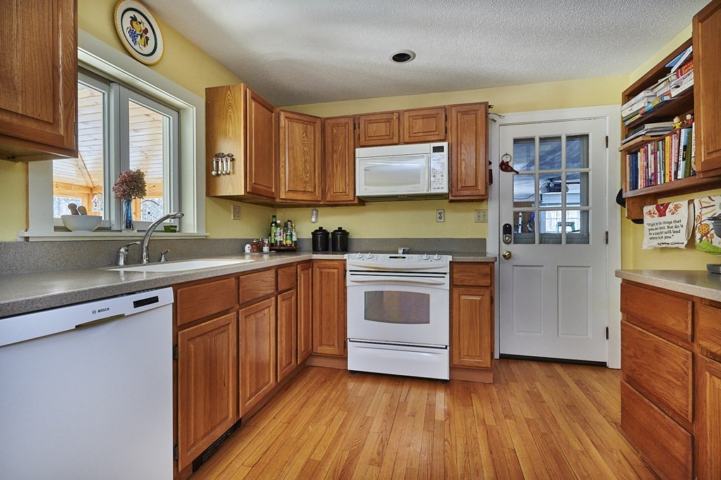 23 N Road Westhampton, MA 01027 - Photo 9 of 35