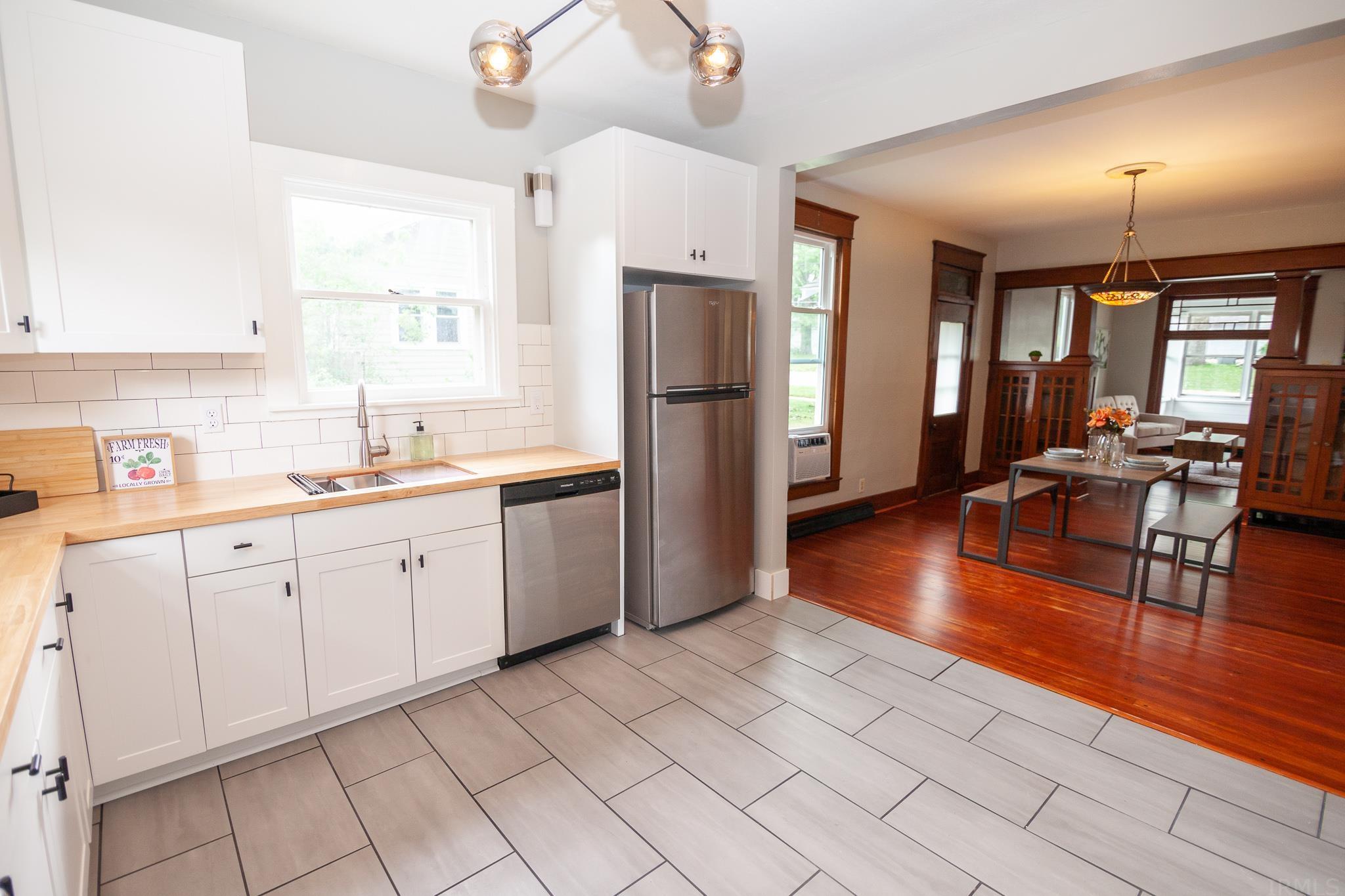 534 South Harding Street Warsaw, IN 46580 - Photo 16 of 25 Gallery Image 16