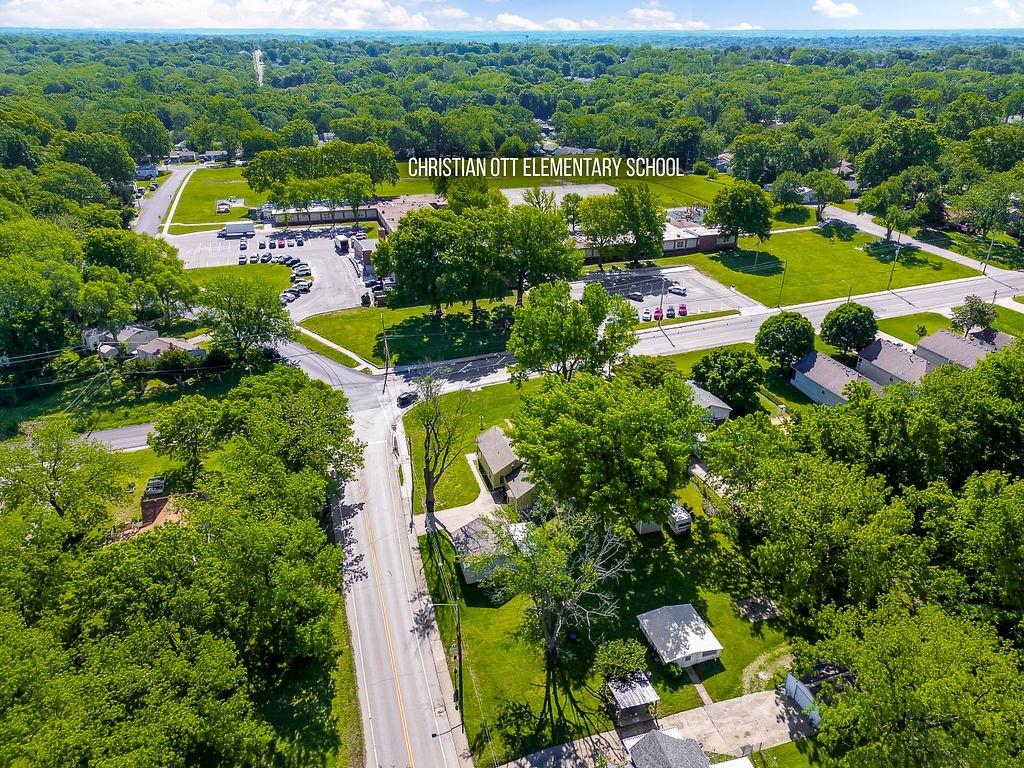 1540 North Noland Road Independence, MO 64050 - Photo 31 of 36
