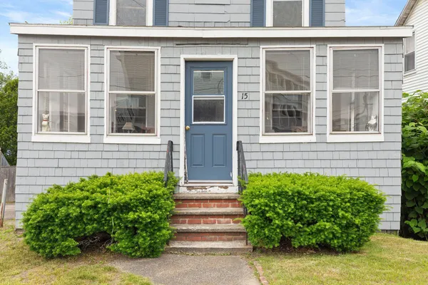 $750,000 | 15 Ocean Boulevard, Hampton, NH 03842