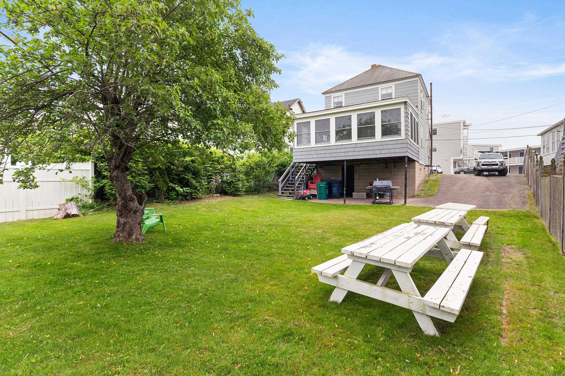 15 Ocean Boulevard Hampton, NH 03842 - Photo 3 of 22