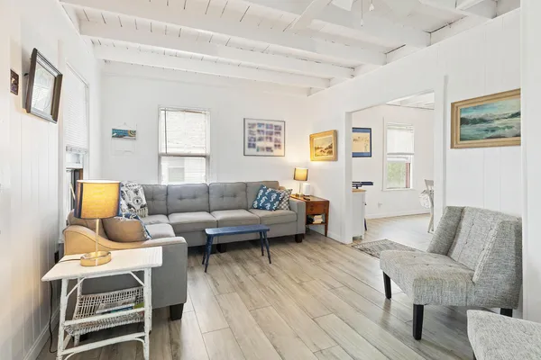 $750,000 | 15 Ocean Boulevard, Hampton, NH 03842