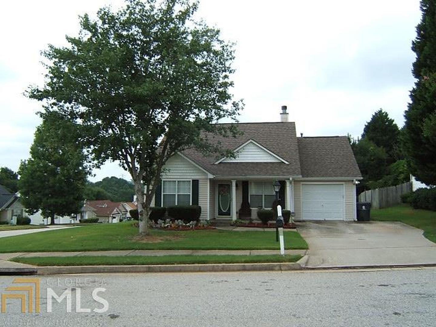 654 Windy Way, Unit 114 Stockbridge, GA 30281 - Photo 1 of 1