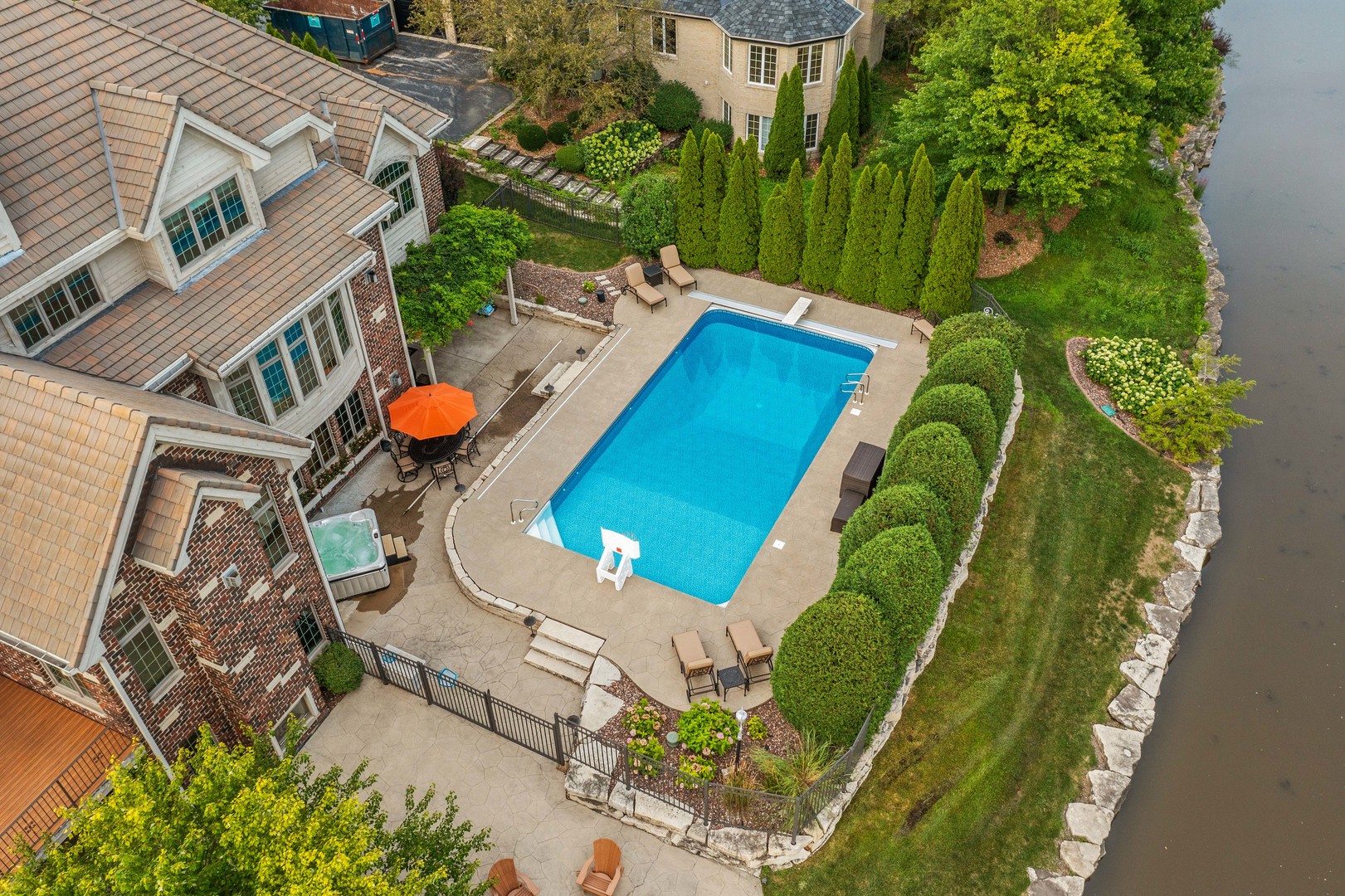 109 Singletree Road Orland Park, IL 60467 - Photo 56 of 66 an aerial view of a house having outdoor space