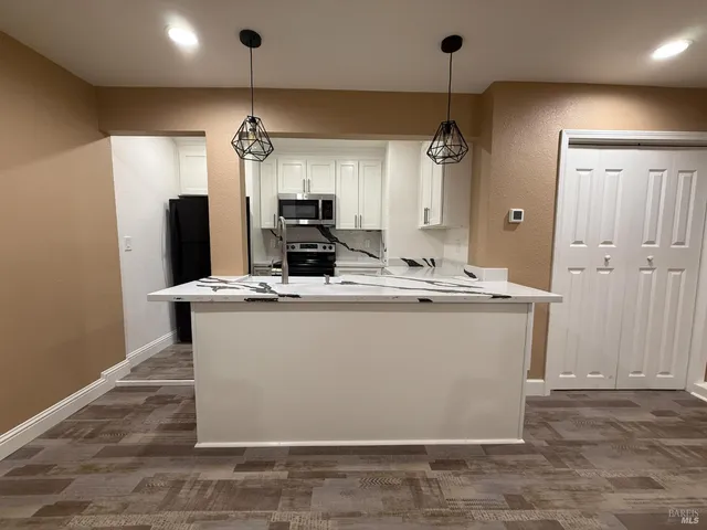 $2,800 | 666 Belvedere Drive, Benicia, CA 94510