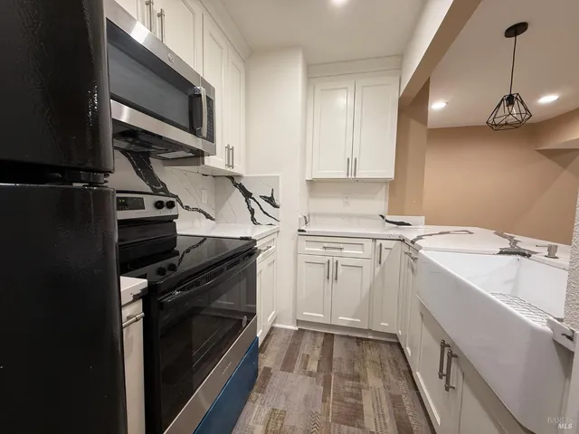 $2,800 | 666 Belvedere Drive, Benicia, CA 94510