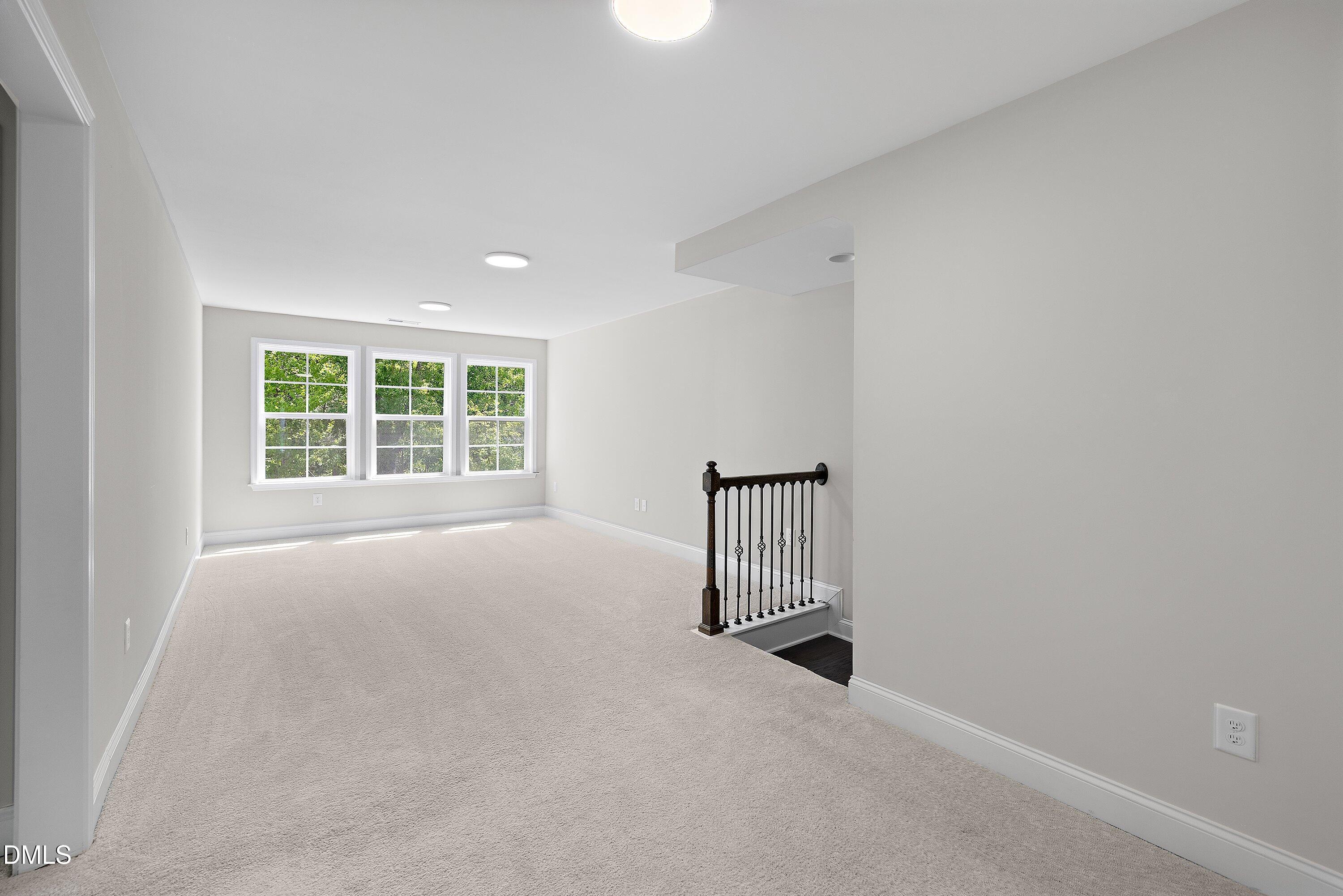 226 Kentigern Drive Raleigh, NC 27606 - Photo 27 of 60 29-226 Kentigern_6575