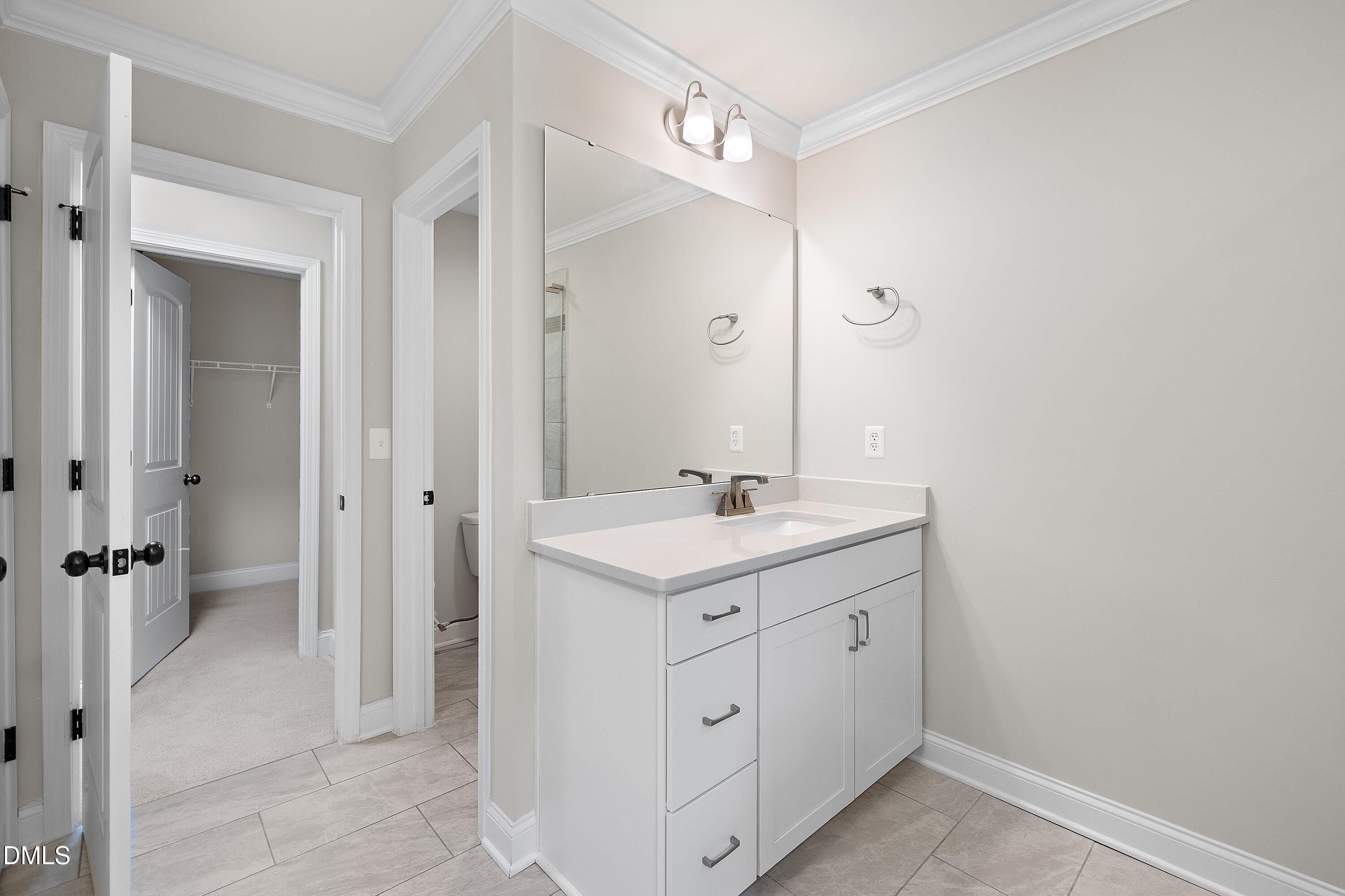 226 Kentigern Drive Raleigh, NC 27606 - Photo 35 of 60 37-226 Kentigern_6615
