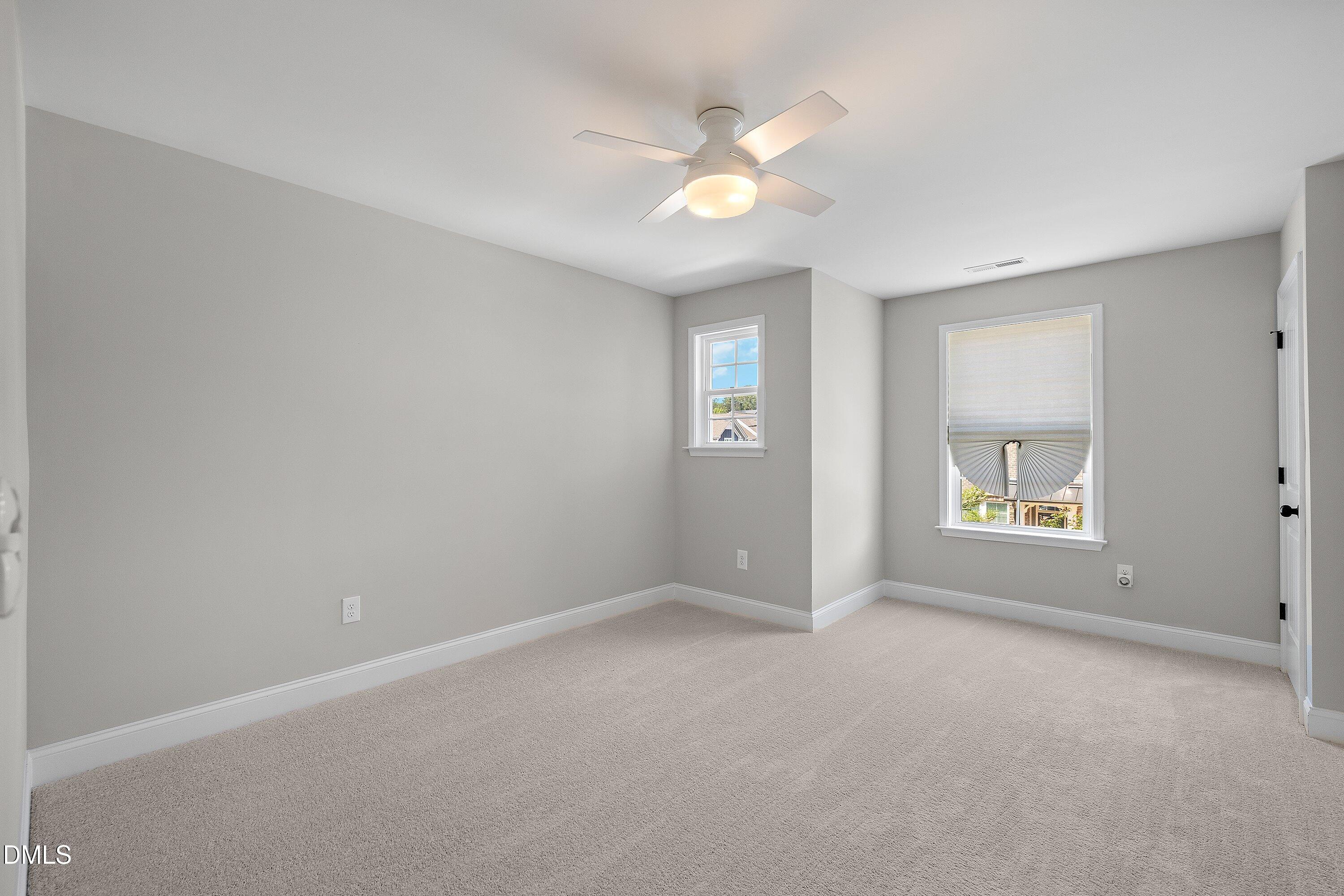 226 Kentigern Drive Raleigh, NC 27606 - Photo 37 of 60 39-226 Kentigern_6625