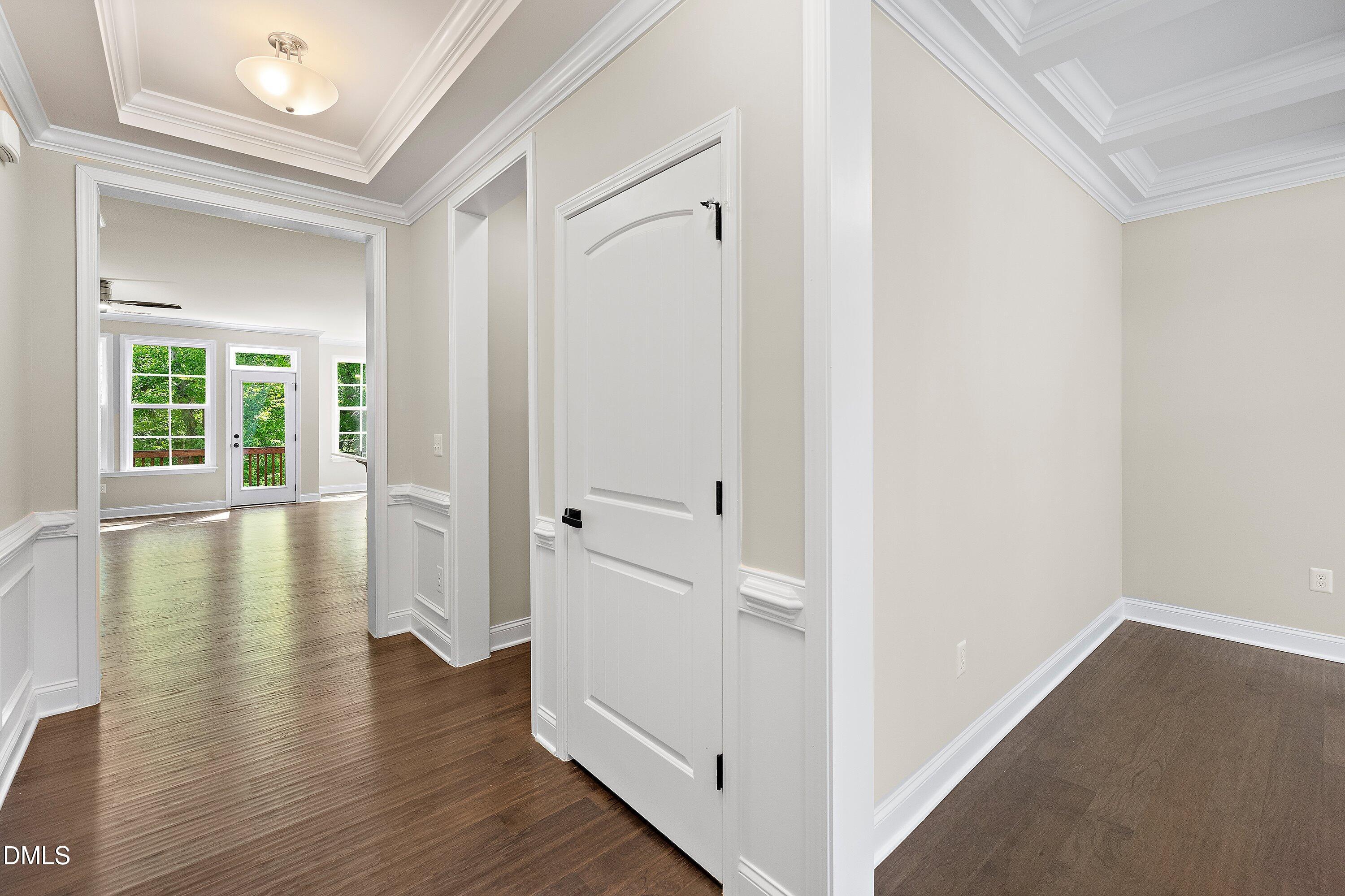 226 Kentigern Drive Raleigh, NC 27606 - Photo 4 of 60 06-226 Kentigern_6460