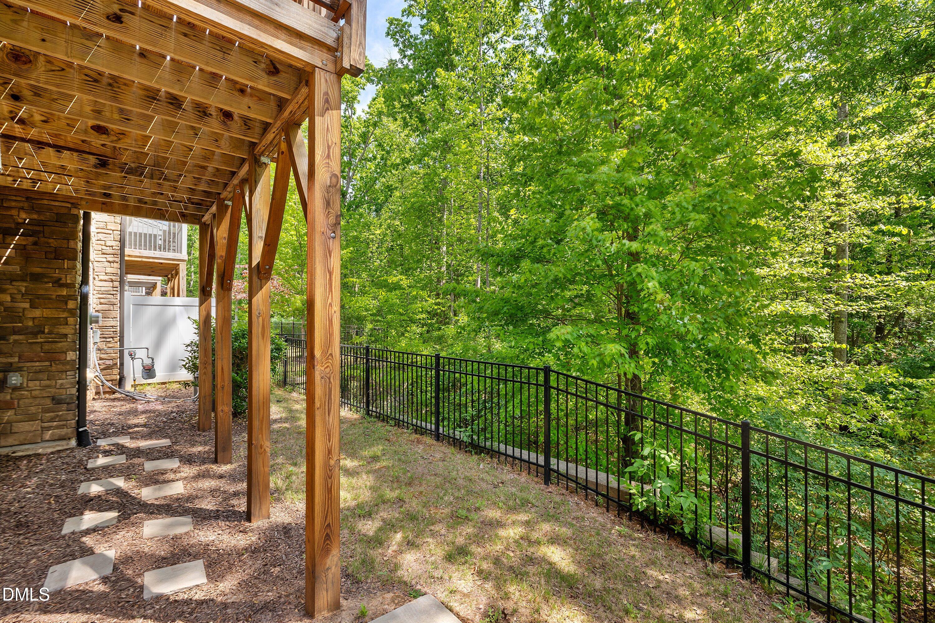 226 Kentigern Drive Raleigh, NC 27606 - Photo 57 of 60 60-226 Kentigern_6740