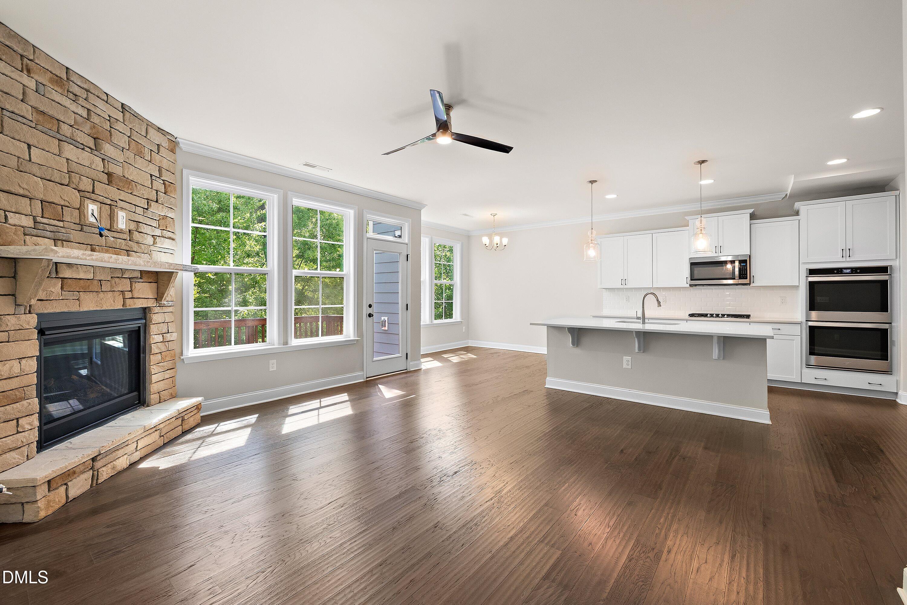226 Kentigern Drive Raleigh, NC 27606 - Photo 9 of 60 11-226 Kentigern_6485