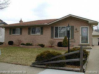 847 Meadowlake Road Canton, MI 48188 - Photo 1 of 1 Front View