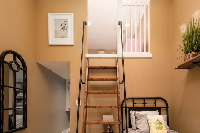 a view of walk in closet