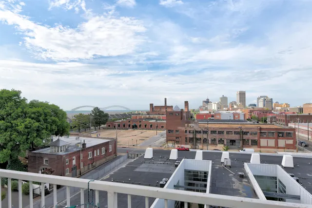 a picture of city view