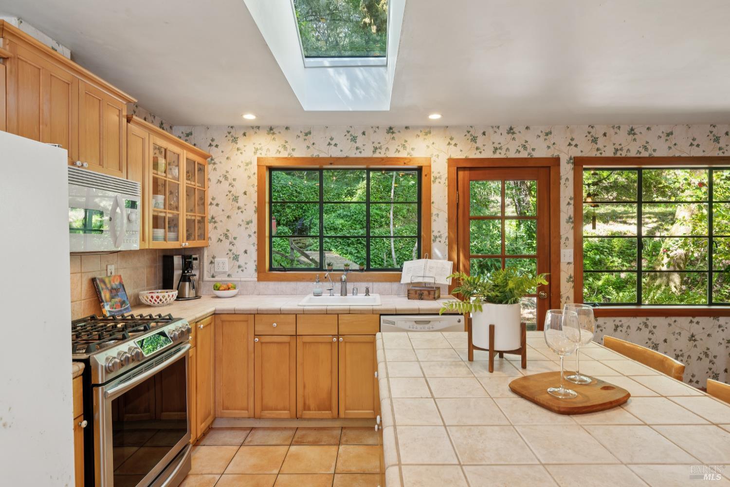 1311 West Dry Creek Road Healdsburg, CA 95448 - Photo 16 of 51