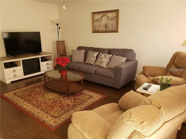 $1,600 | 201 Bedford Trail, Unit F128, Sun City Center, FL 33573