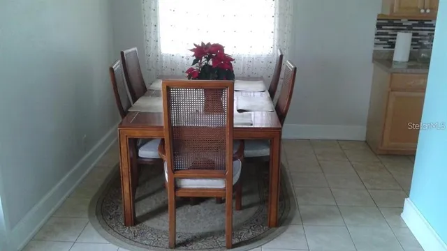 $1,600 | 201 Bedford Trail, Unit F128, Sun City Center, FL 33573