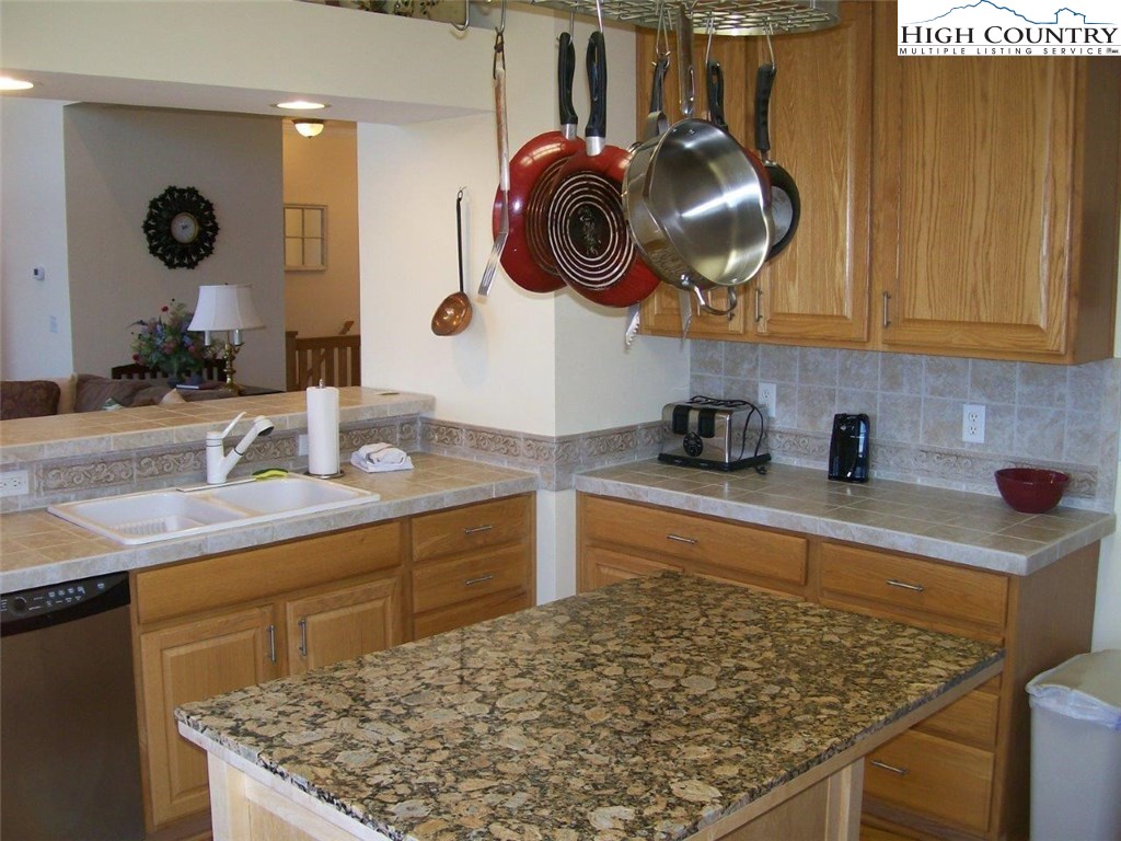 1228 Grandview Drive Extension Boone, NC 28607 - Photo 18 of 41 Gallery Image 18