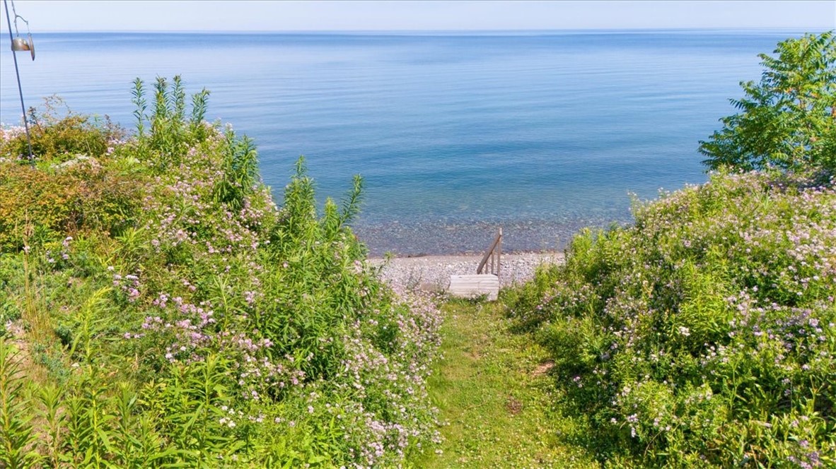 10755 Maple View Heights Huron, NY 14590 - Photo 6 of 32