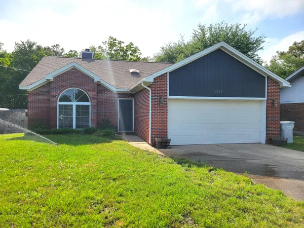$2,150 | 2225 Prytania Circle, Navarre, FL 32566