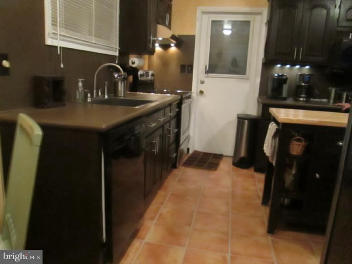 2 Steeplebush Road Levittown, PA 19056 - Photo 9 of 25 Kitchen