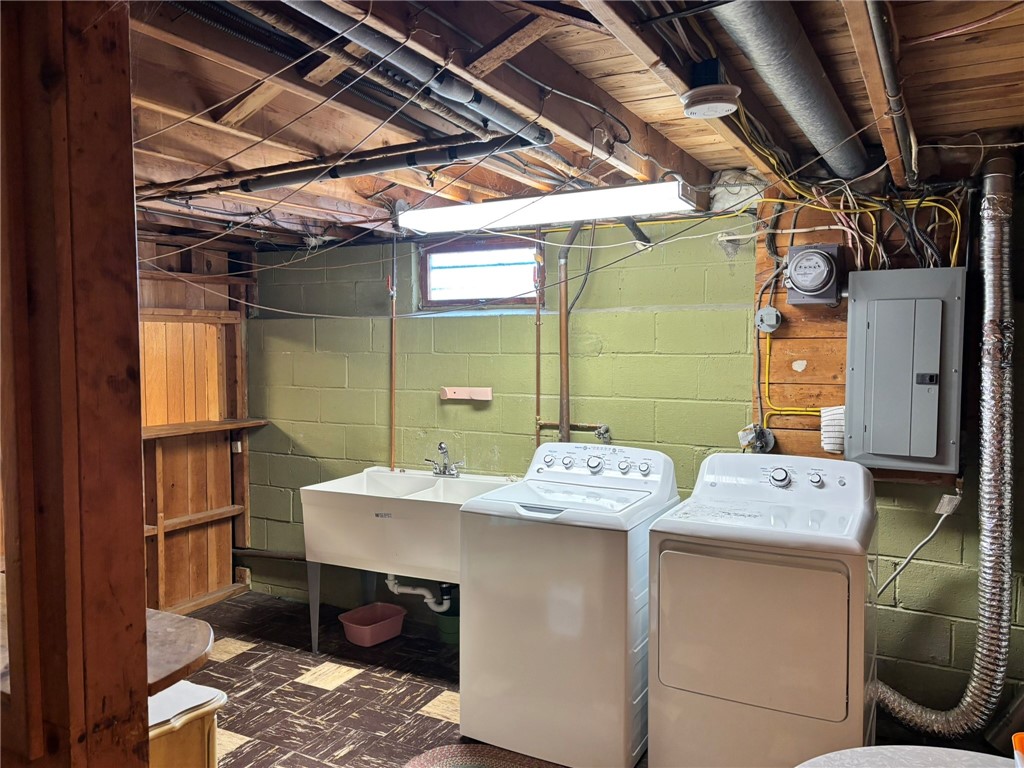 3749 Lyell Road Gates, NY 14606 - Photo 28 of 40