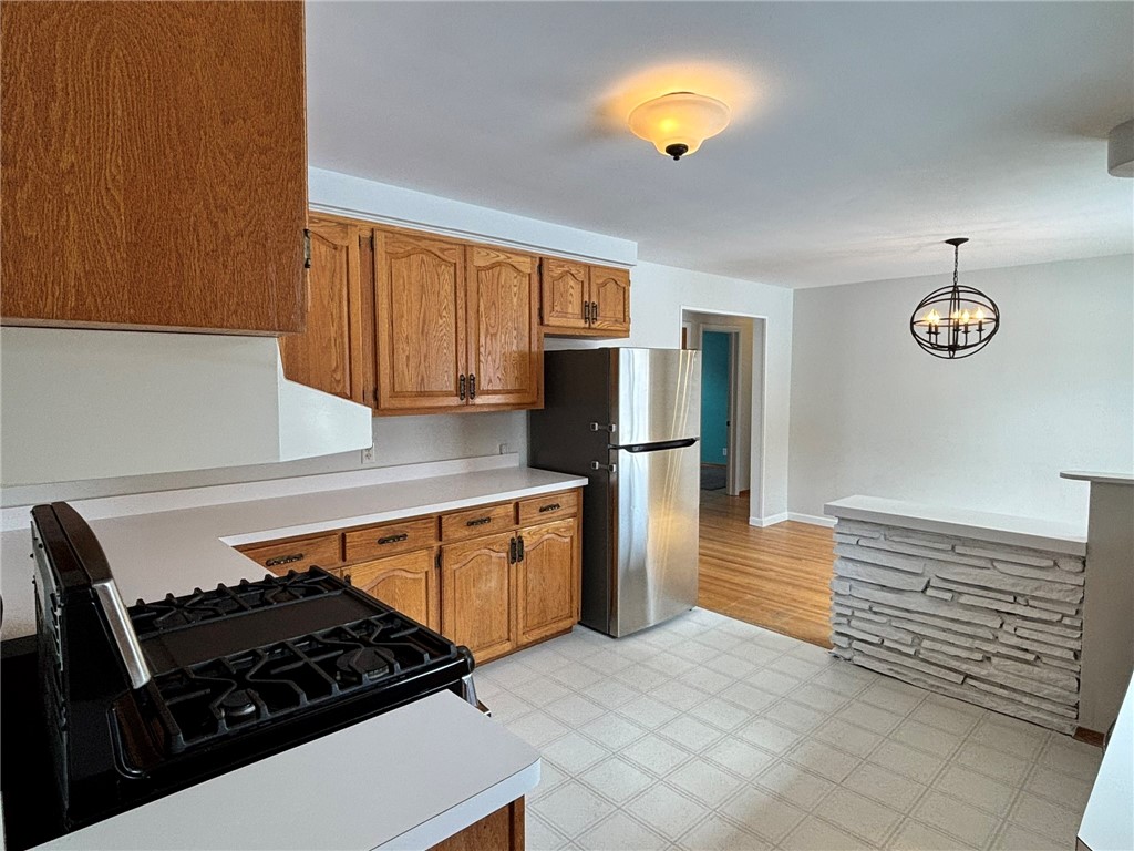 3749 Lyell Road Gates, NY 14606 - Photo 8 of 40