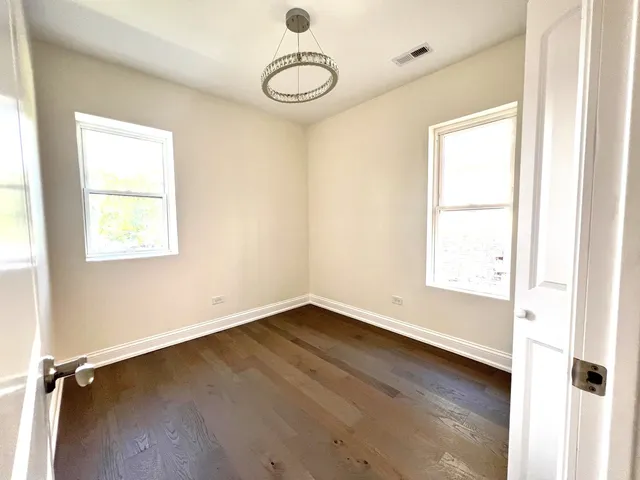 $395,000 | 5320 West Ohio Street, Chicago, IL 60644