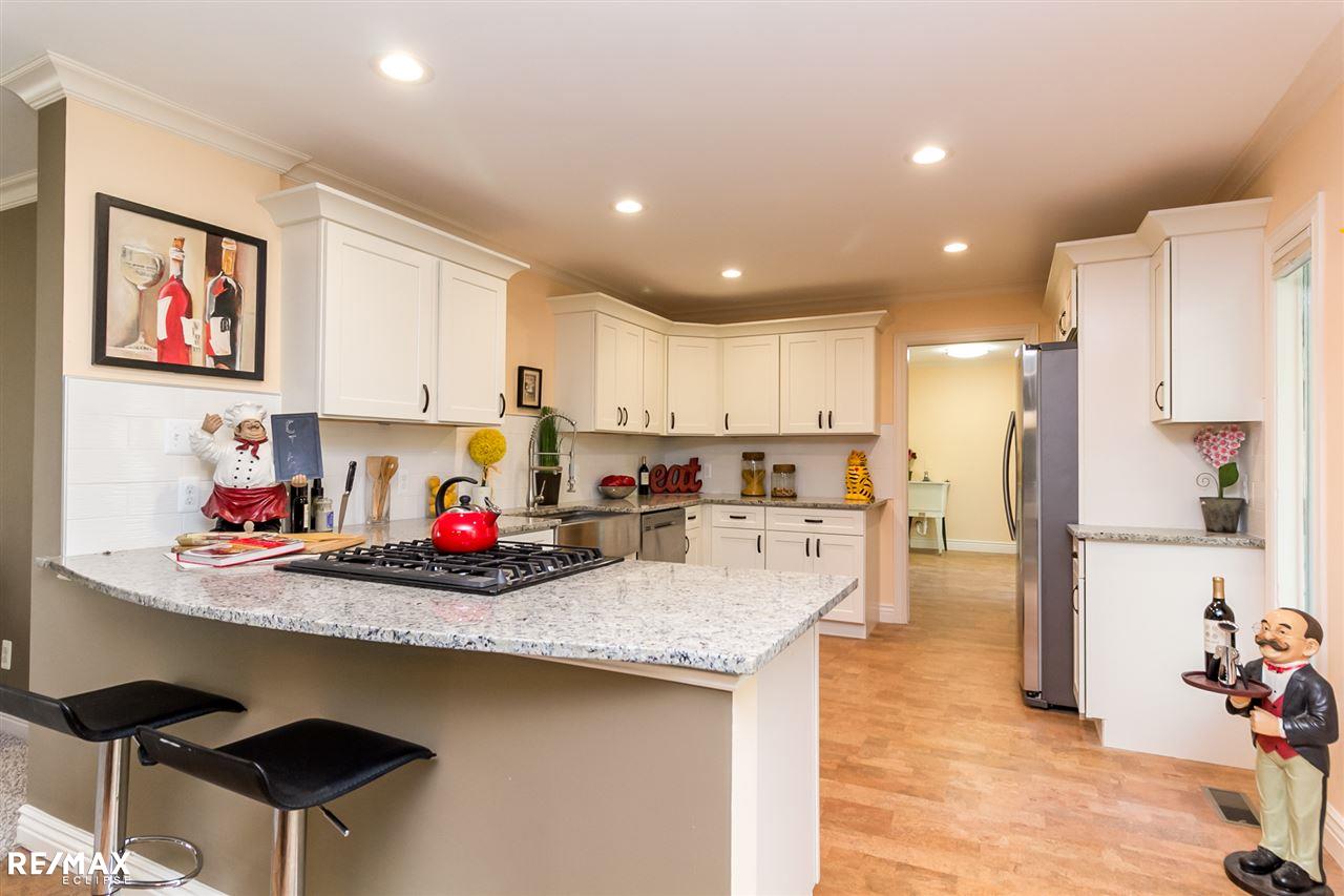 156 Shadywood Road Rochester Hills, MI 48307 - Photo 11 of 43