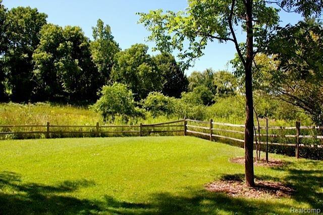 1431 Washington Road Rochester, MI 48306 - Photo 65 of 75 Escape to your Country Paradise in the City!