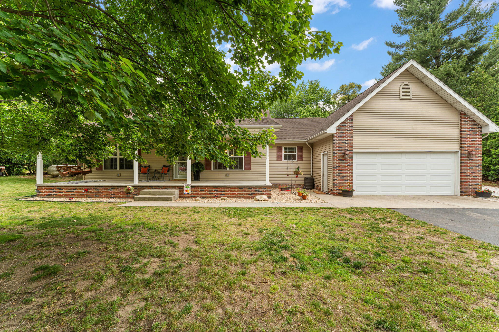 7459 Spring Court Demotte, IN 46310 - Photo 31 of 34 2048x1365