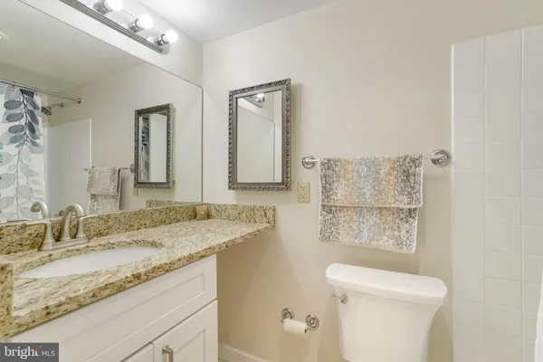 $2,700 | 2300 Pimmit Drive, Unit 308W, Falls Church, VA 22043