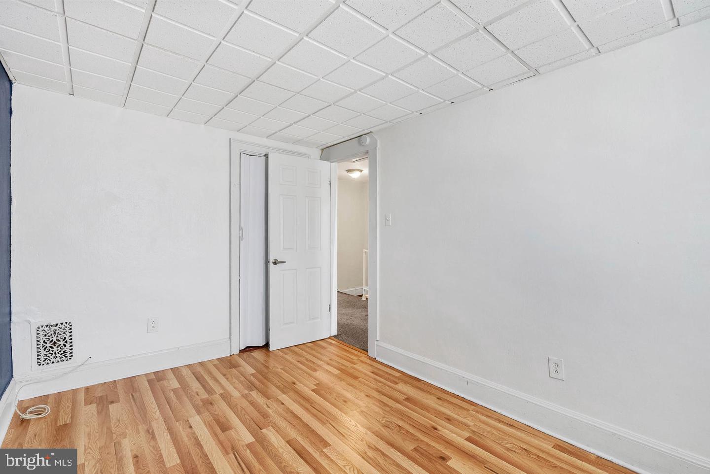 2788 North Constitution Road Camden, NJ 08104 - Photo 13 of 20 Bright and airy blank canvas space.