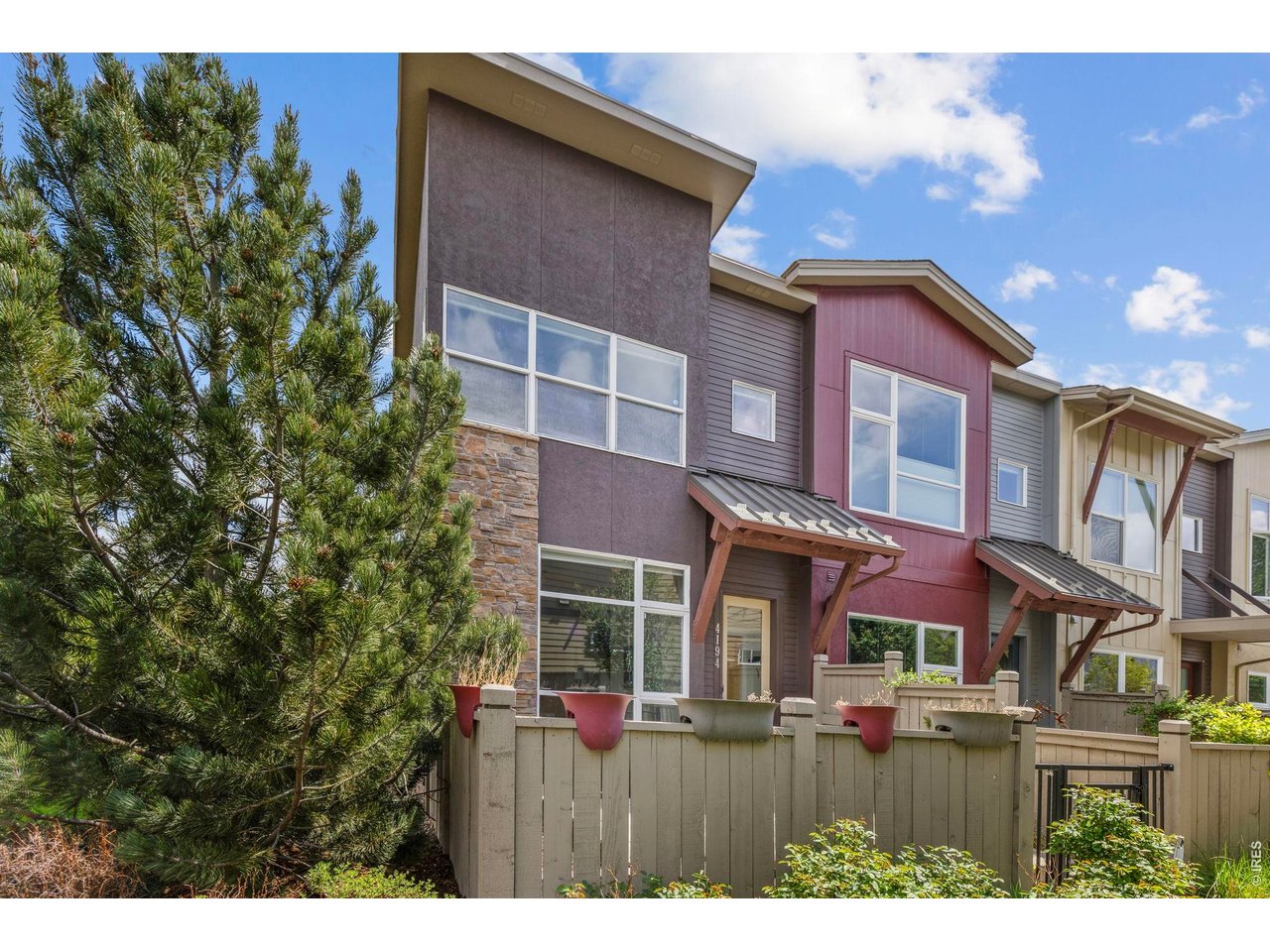 4194 Longview Lane Boulder, CO 80301 - Photo 4 of 32 Artfully landscaped by HOA