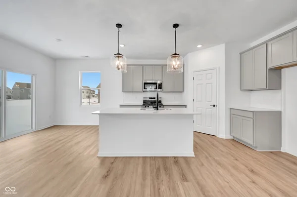 $359,990 | 5103 Triple Crown Way, Indianapolis, IN 46237