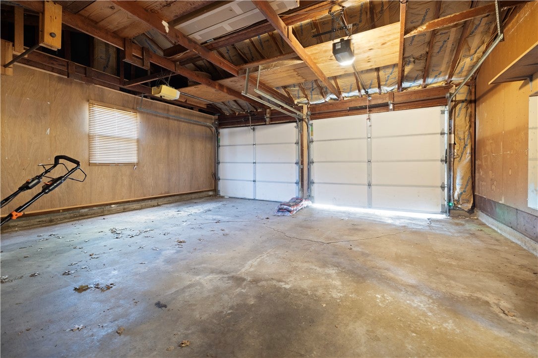 4103 Newcastle Drive Decatur, IL 62526 - Photo 12 of 26 Gallery Image 12