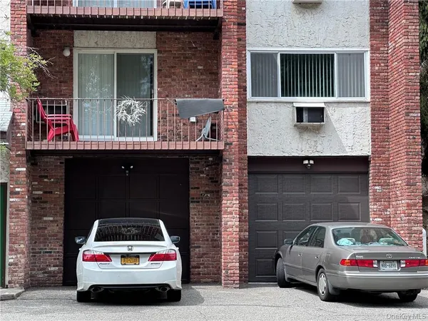 a car parked in front of a building