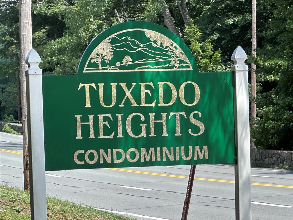 407 Old Mill Road Southfields, NY 10975 - Photo 29 of 29 View of community / neighborhood sign